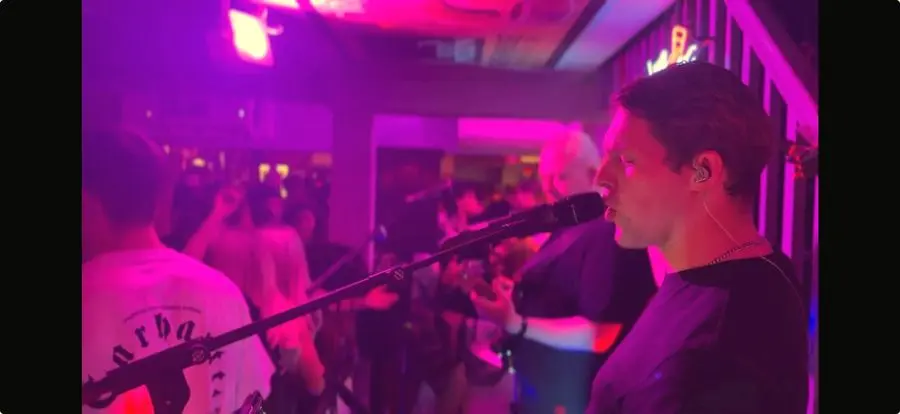 Chasing Deer playing live at Fizzy Moon